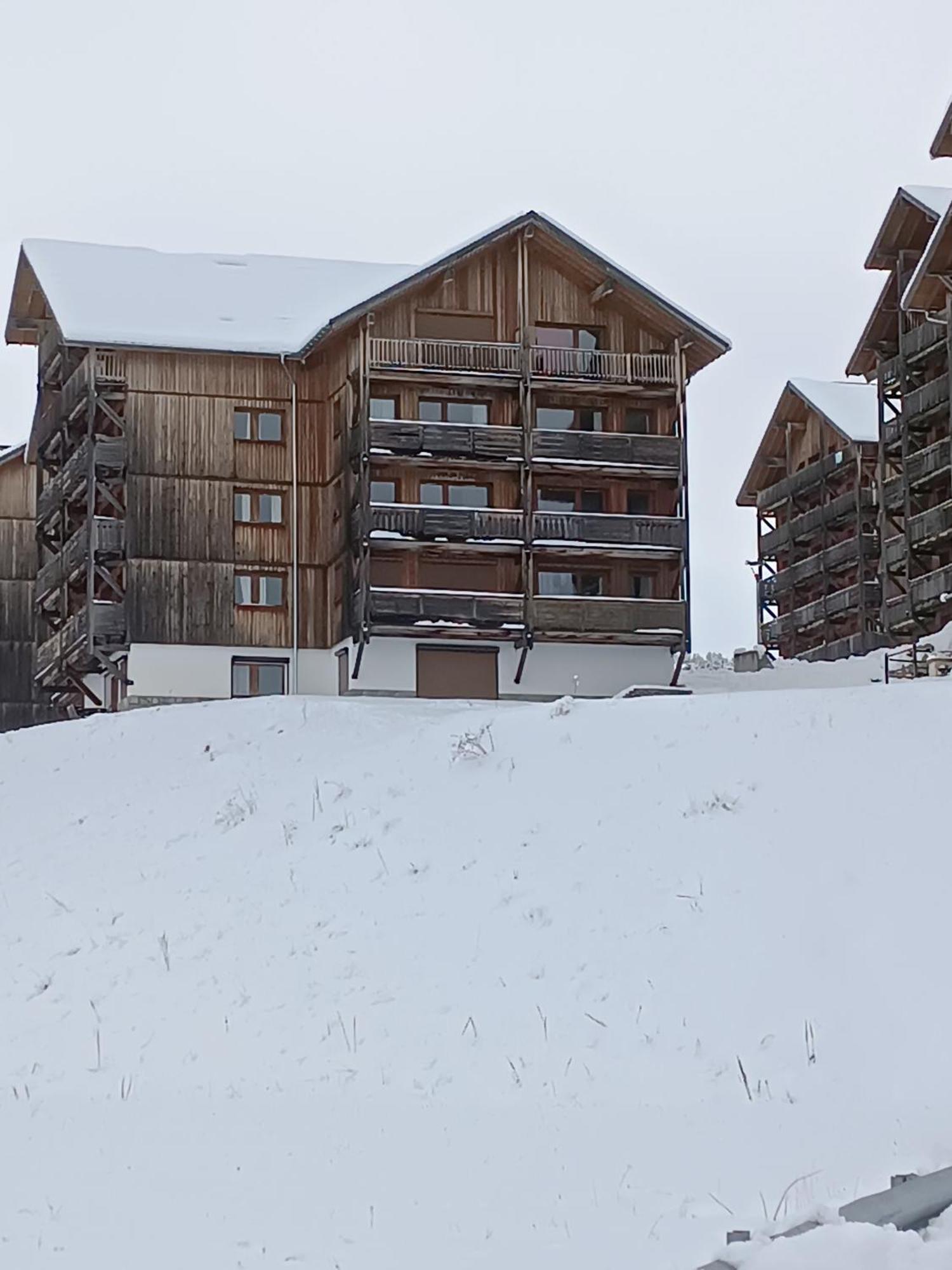Appartement Cosy Dans Chalet Vue Montagne Saint-Étienne-en-Dévoluy Extérieur photo